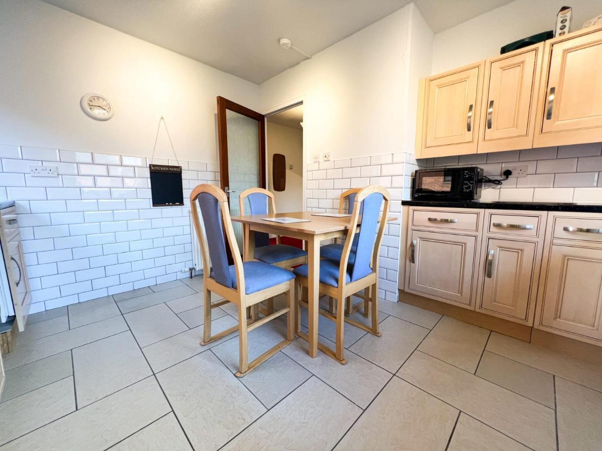Anniesland Glasgow 1Bd Flat - Free Parking المظهر الخارجي الصورة