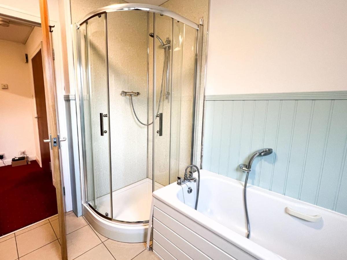 Anniesland Glasgow 1Bd Flat - Free Parking المظهر الخارجي الصورة